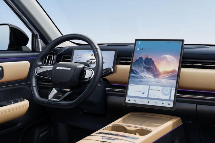Wnętrze Jaecoo 7 – miejski SUV premium w leasingu